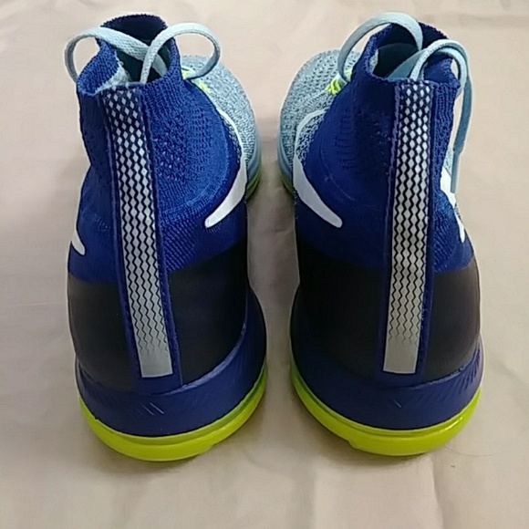 Nike Air Zoom All Out Flyknit Shoes - Picture 6 of 7